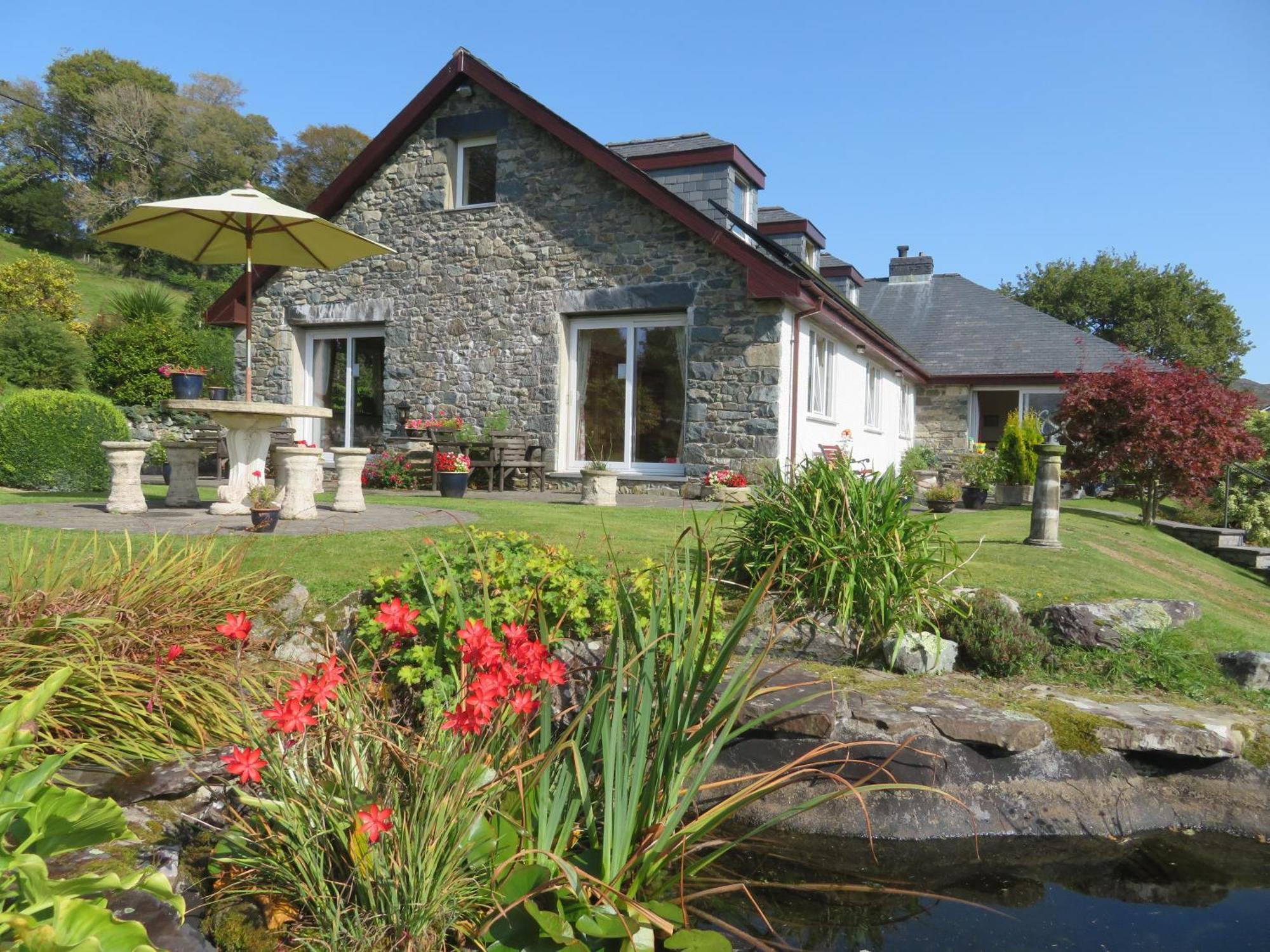 Heulwen Guest House Dolgellau Esterno foto